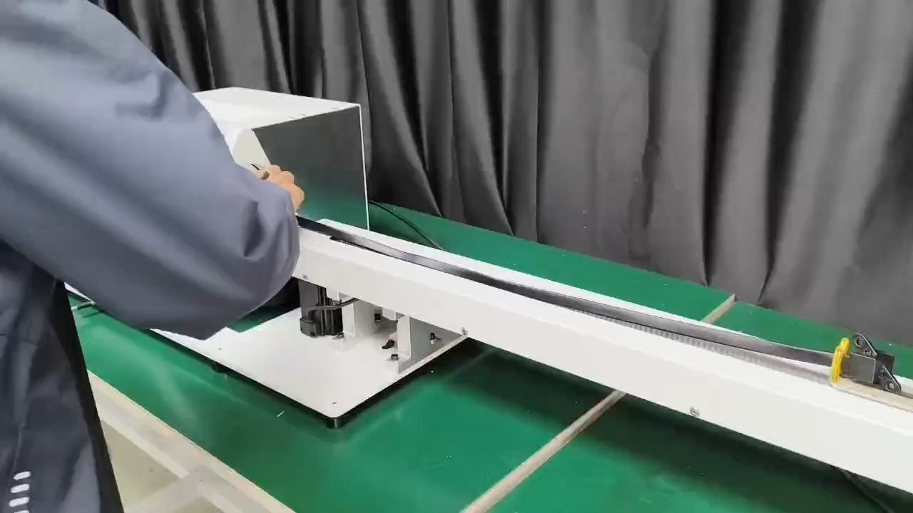 Máquina Devanadora de Cinta + Trefilado Doble Cara JW-303KL-1m