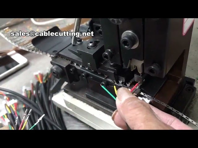 Máquina semiautomática de crimpado de terminales y pelado de cables – Aplicador de conectores