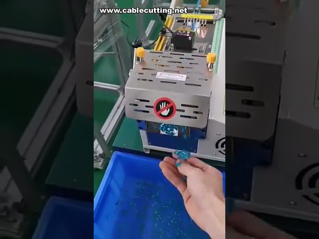 Máquina de corte de etiquetas de papel, stickers y adhesivas | Alta precisión