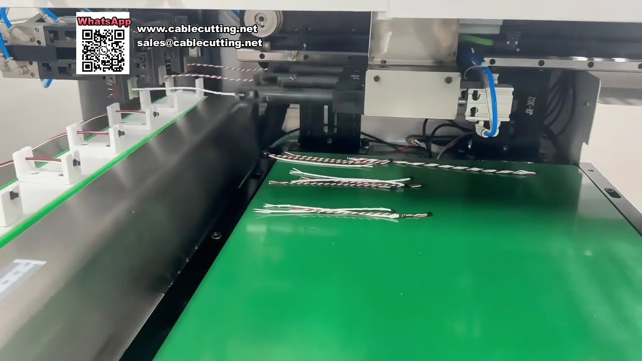 Máquina Retorcedora de Terminales para Producción Automática de Arnés de Cables