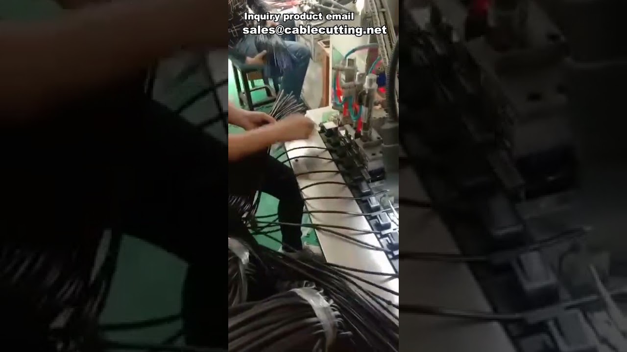 Máquina Automática de Crimpado de Terminales para Clavijas de Remolque y Enchufes Plásticos
