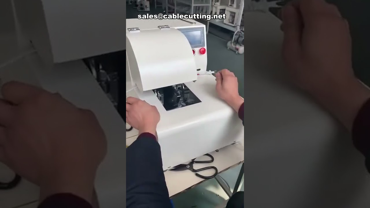 Máquina Envolvedora de Cinta para Arneses de Cables y Cables Planos Automática