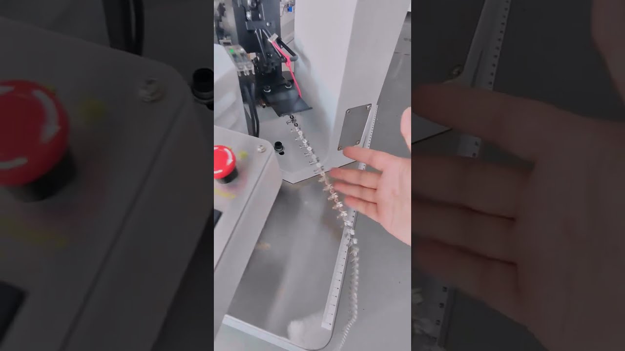 Crimpadora de Terminales Doble Extremo Tipo Bandera Verdadera