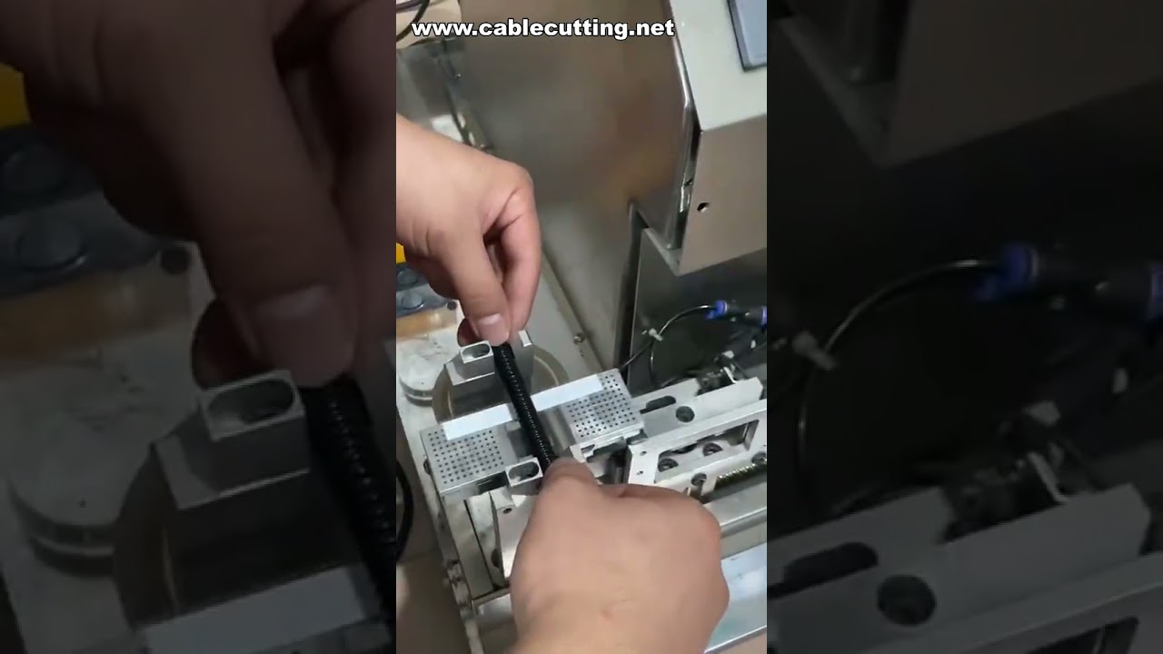 Máquina Etiquetadora para Mangueras de Acero | Etiquetado Autoadhesivo y Plegable