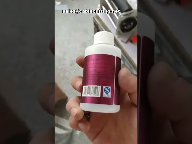 Máquina etiquetadora para pequeñas empresas: Etiquetado automático de latas de fruta