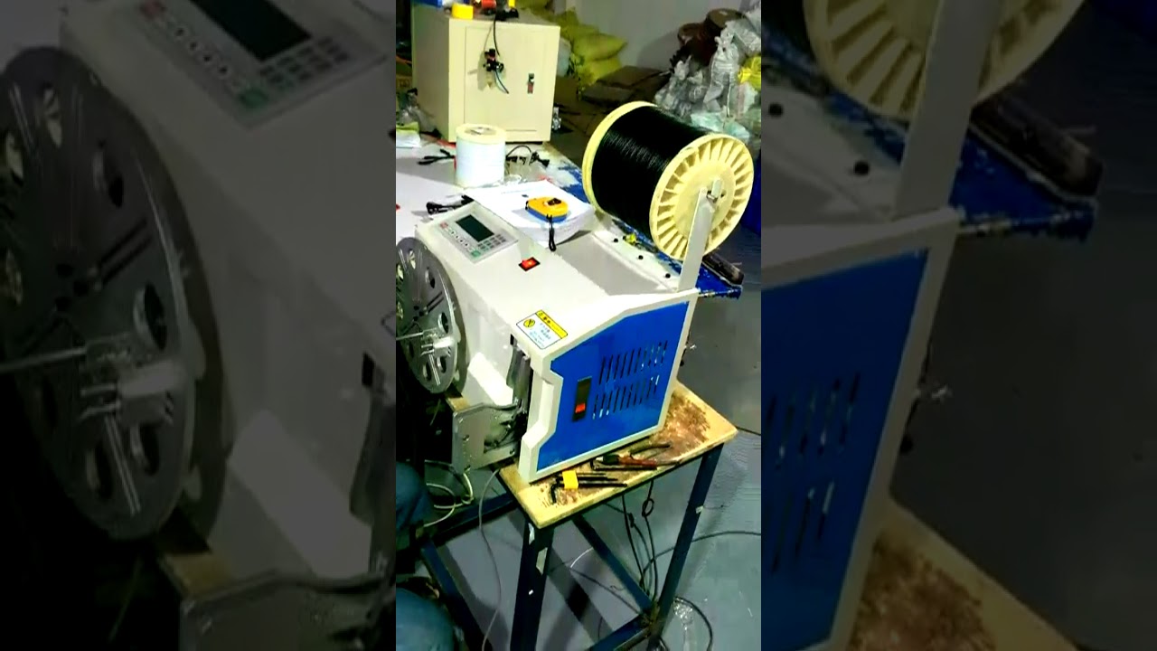 Máquina encuadernadora de espiral WPM 210 3: Eficiencia y precisión industrial