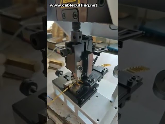 Máquina de crimpado de terminales - Crimpadora de conectores y cables de cobre eficiente