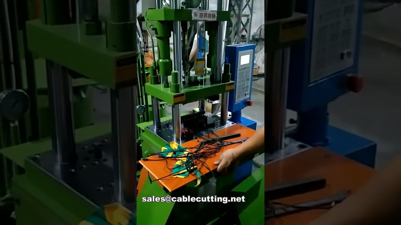 Máquina de moldeo por inyección para cables de teléfono - Fabricación industrial