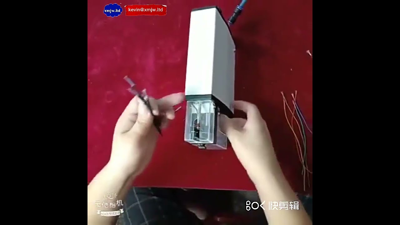 Máquina Automática Inductiva para Pelar y Desforrar Cables de Cobre de 0.4 mm