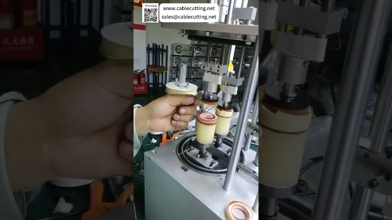 Máquina de Envoltura con Cinta de Doble Presión para Proteger Extremos de Bobinas en Procesamiento de Alambre de Película