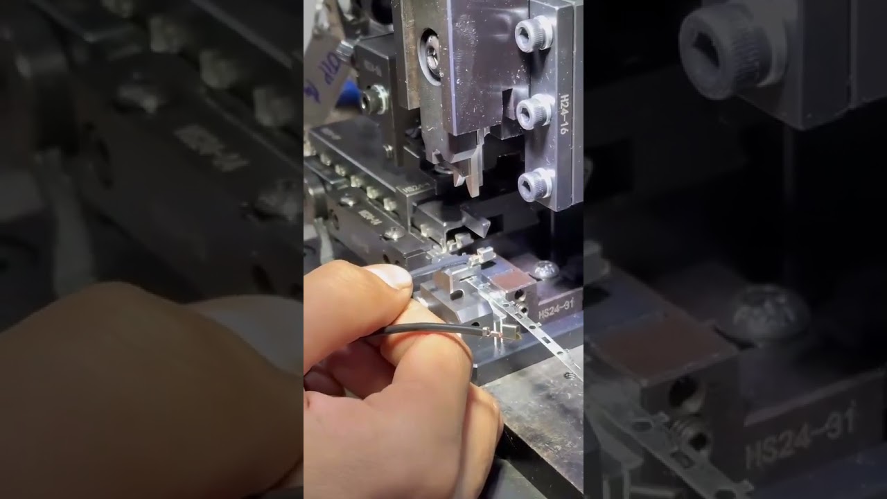 Aplicador de Terminales Mecánico/Neumático Coreano Horizontal/Vertical | Carrera de 30mm, Acabado Fosfatado Negro
