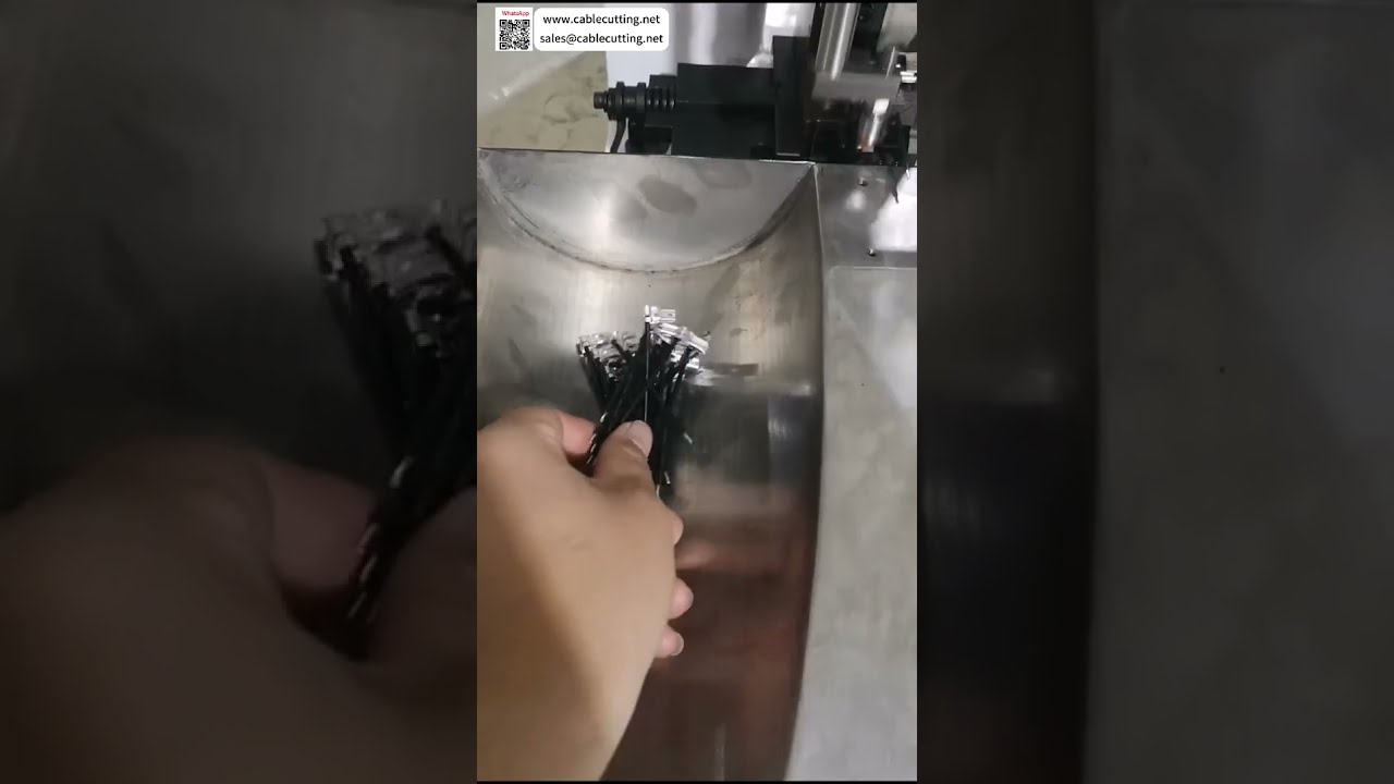 Máquina Crimpadora Automática de Un Cabezal para Receptáculo 187 Flag | Equipos de Cables Automotrices