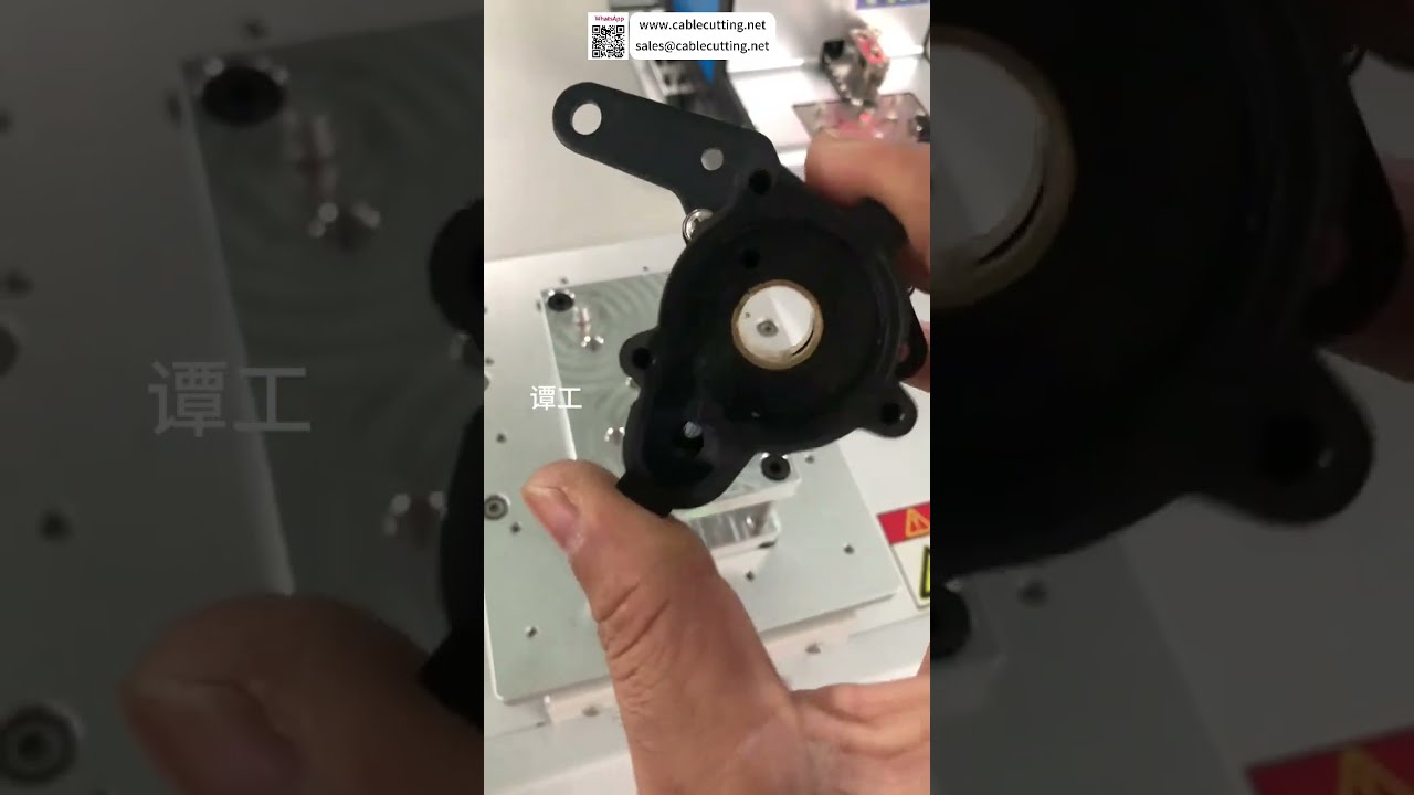 Máquina Automática de Atornillado para Esquinas | Equipo de Automatización Industrial con Configuración Inteligente