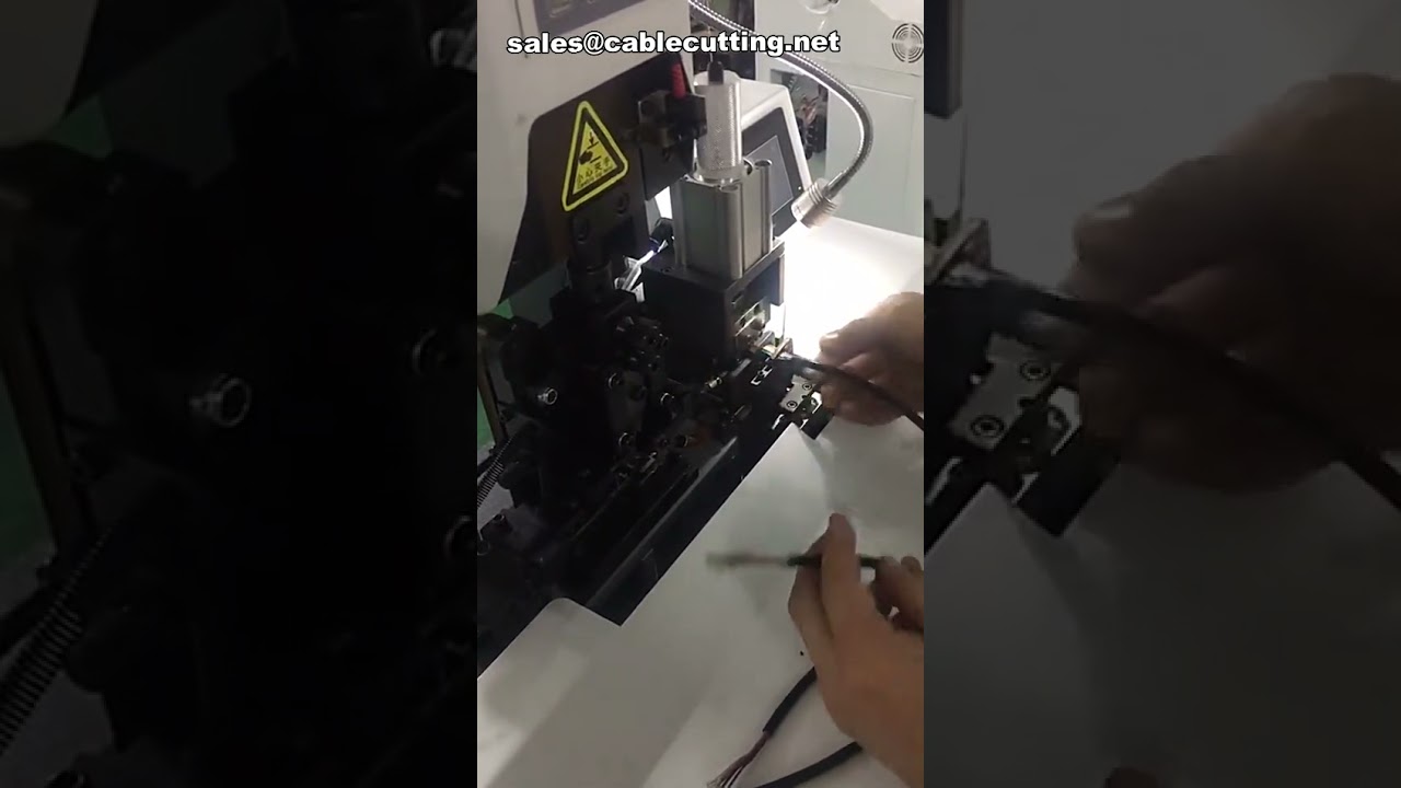 Descubre la Peladora de Cables Eléctrica, Máquina Pelacables y Crimpadora BV Hardline en Acción