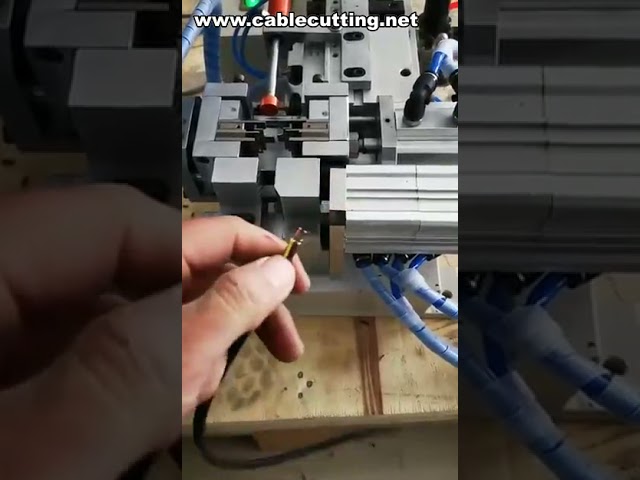 Máquina Cortadora y Pelacables Neumática Automática Multifunción para Automatización Industrial