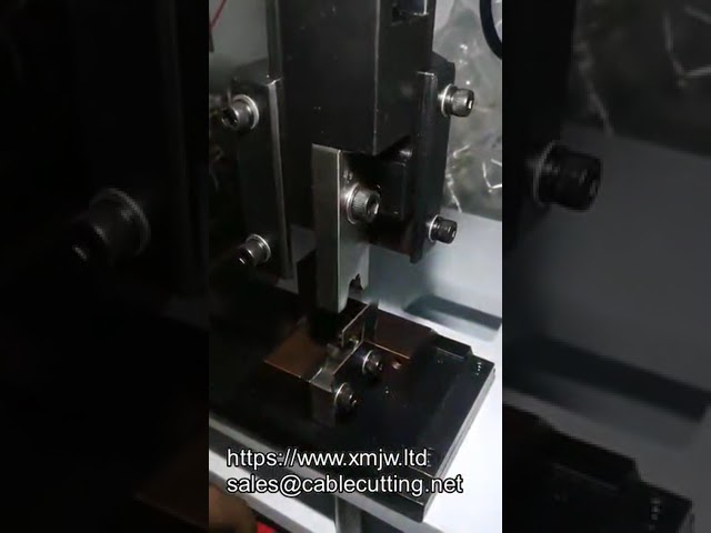 Cuchilla para máquina de crimpado de terminales y aplicador OTP: Cuchilla de crimpado de repuesto
