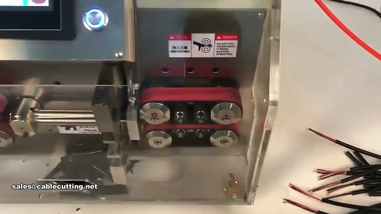 Máquina Automática Cortadora y Peladora de Cable PVC Internet Multinúcleo