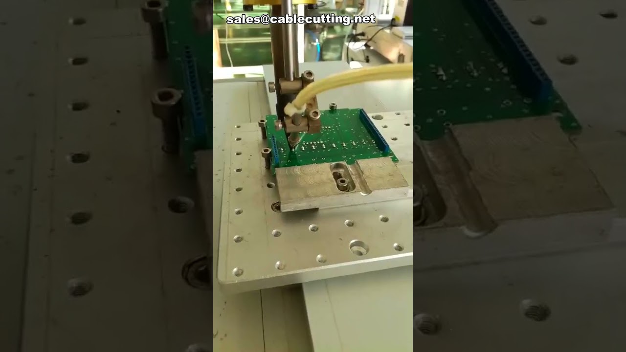 Máquina de Soldadura Robótica para PCB de 2 Cabezales y 5 Ejes | Robot de Soldadura Automatizado