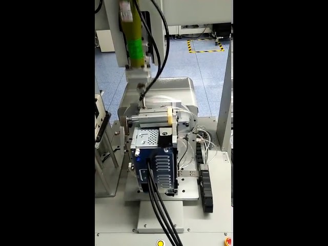 Máquina automática de atornillado rotatorio de alta precisión