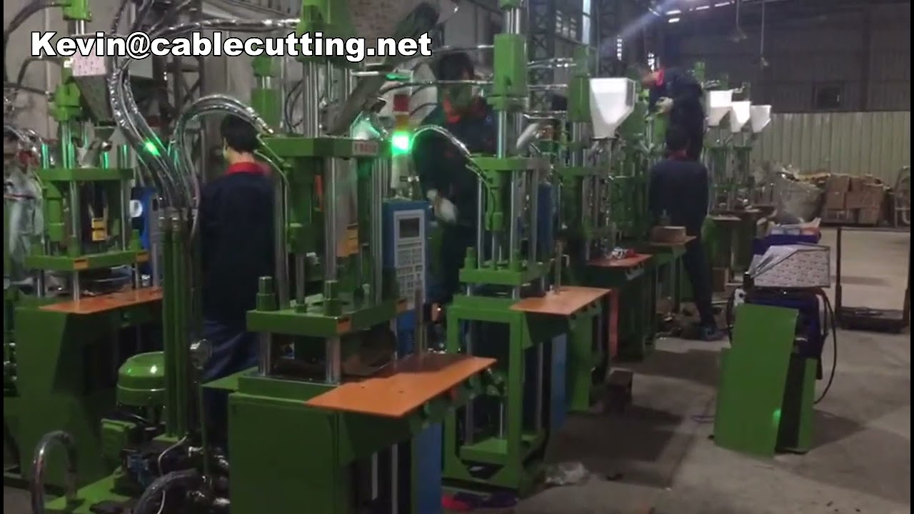 Máquina de moldeo por inyección para fundas de móvil – Producción automatizada de alta precisión